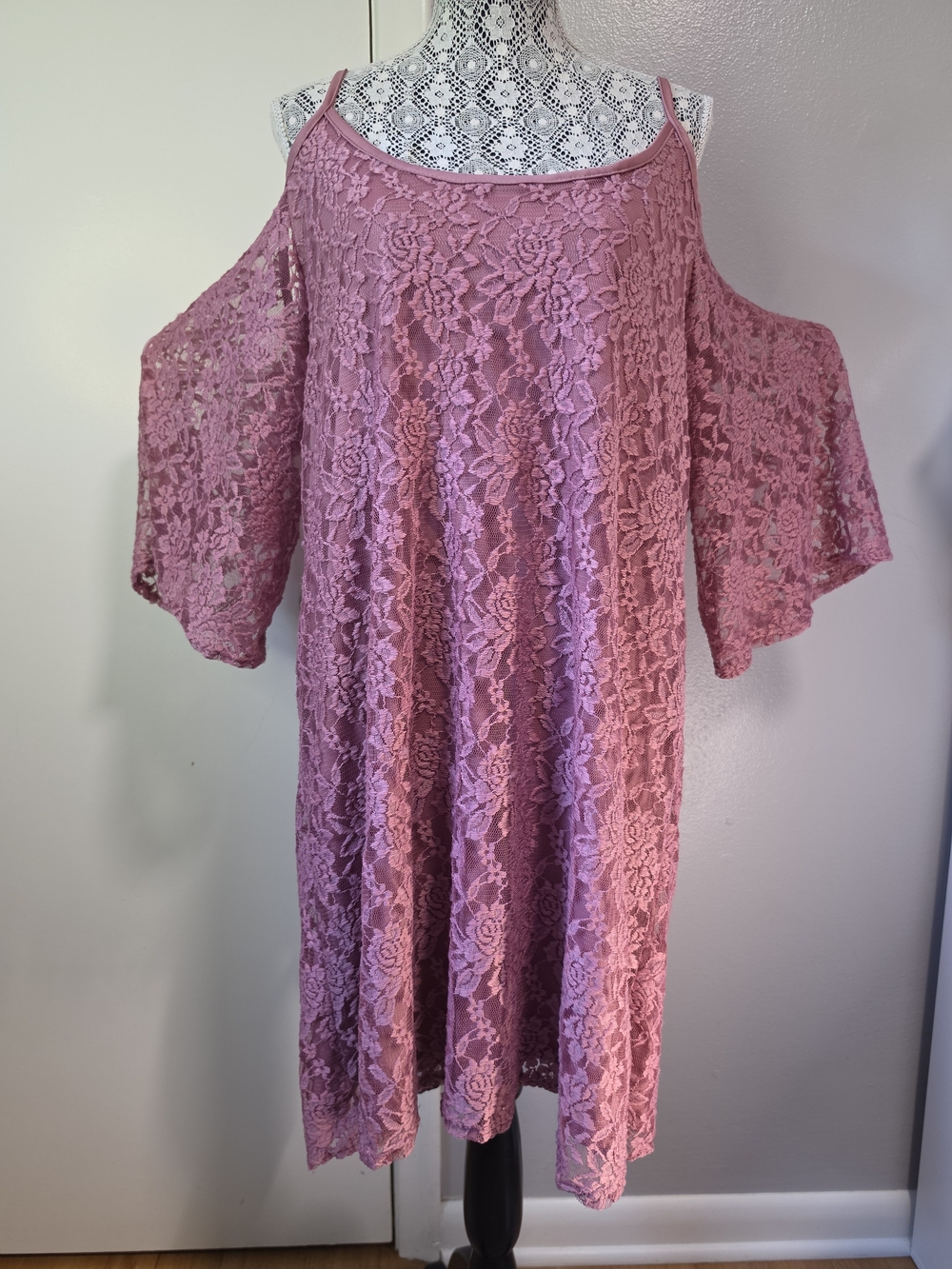 Discreet Mauve Floral Lace Cold Shoulder Bell Sleeve Fully Lined Dress 3X
